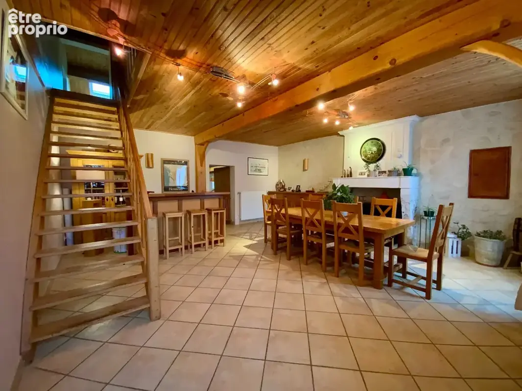 Maison à MIRAMBEAU