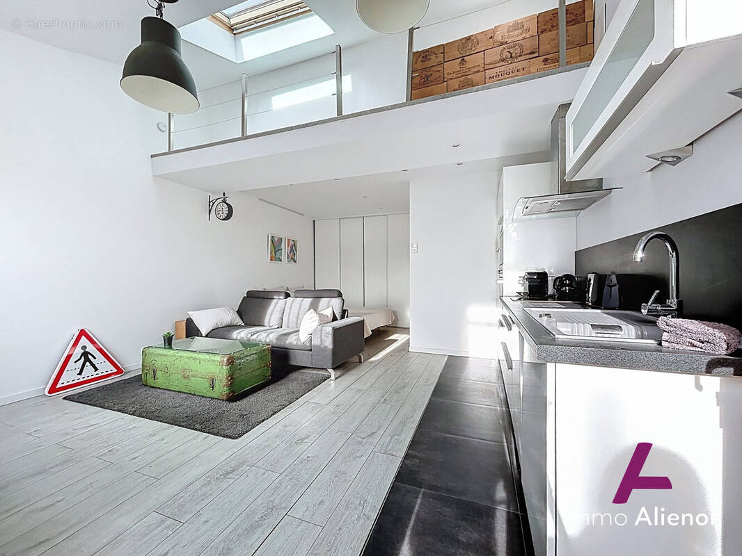 Appartement à BORDEAUX