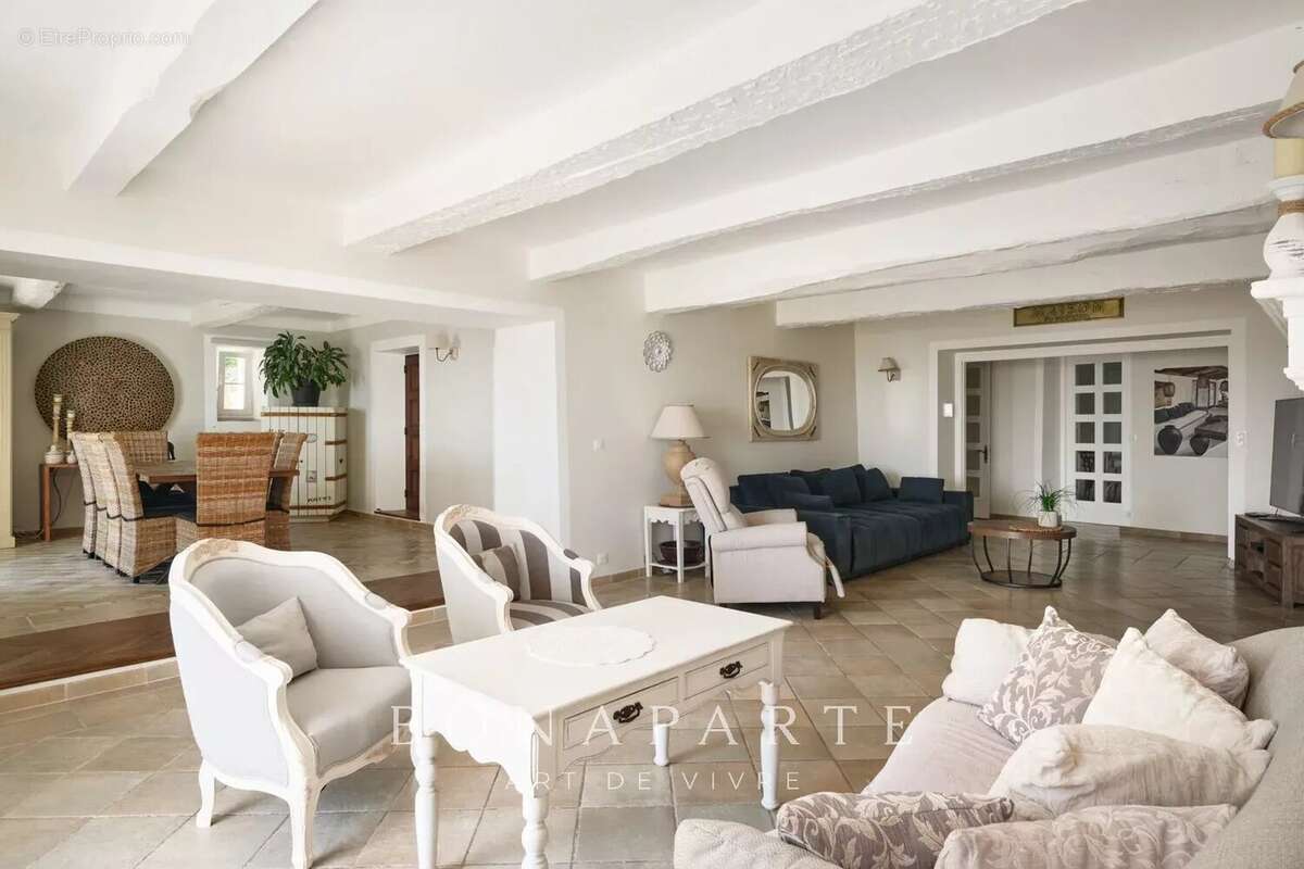 Maison à GRASSE
