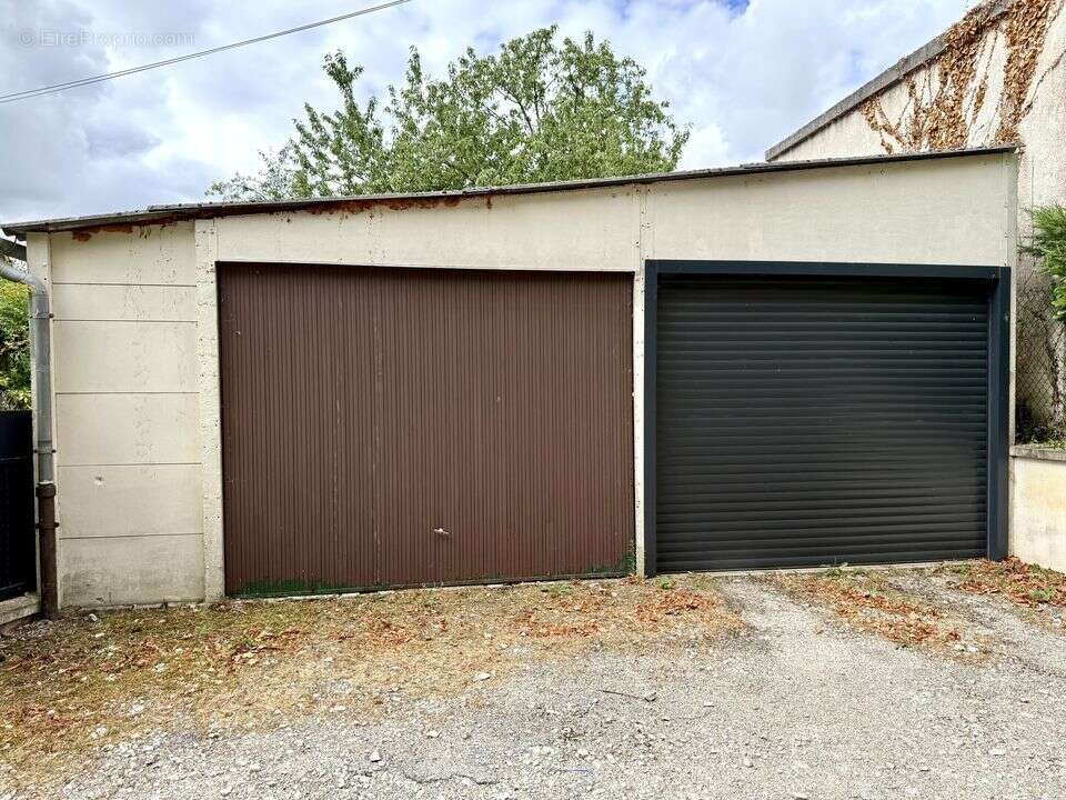 Maison de village et dépendance à Champigny - 89 - photo 14