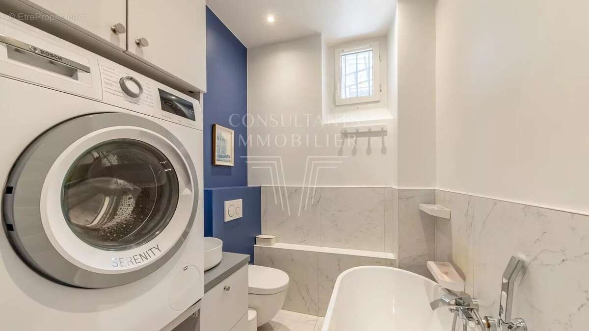 Appartement à LEVALLOIS-PERRET