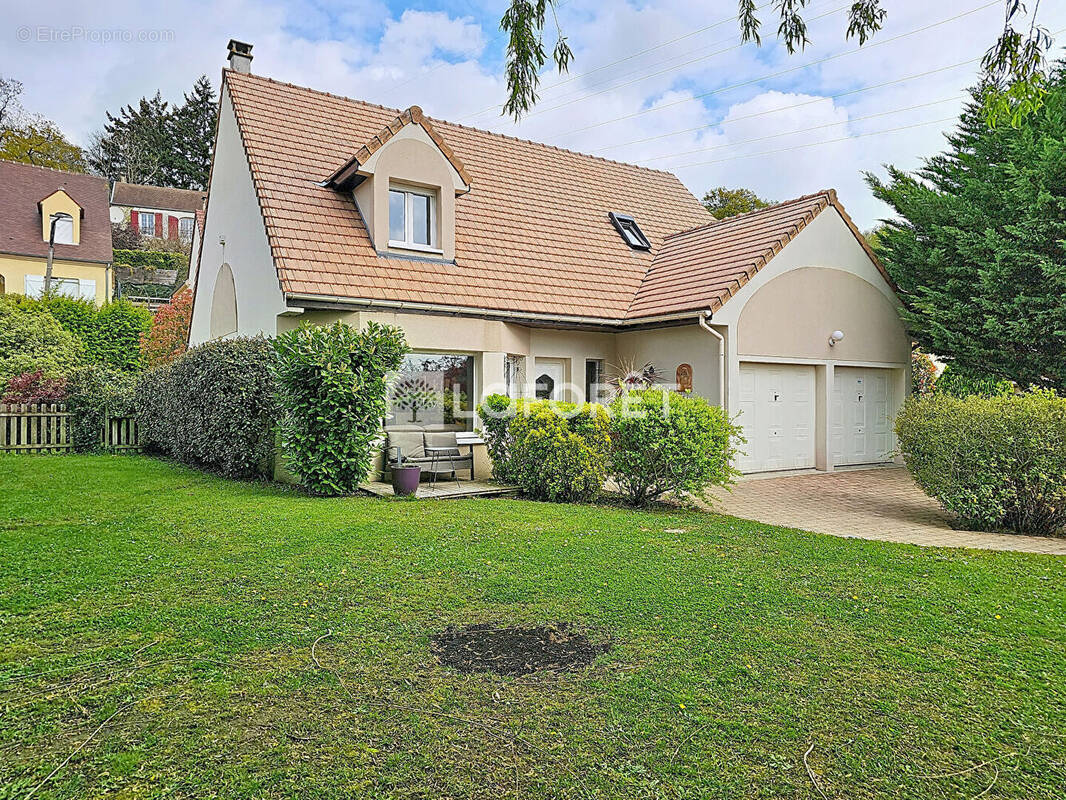 Maison à MARCOUSSIS