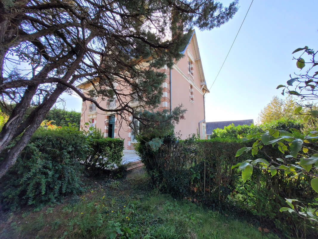 Maison à SABLE-SUR-SARTHE