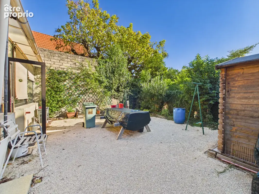 Maison à MONTELIMAR