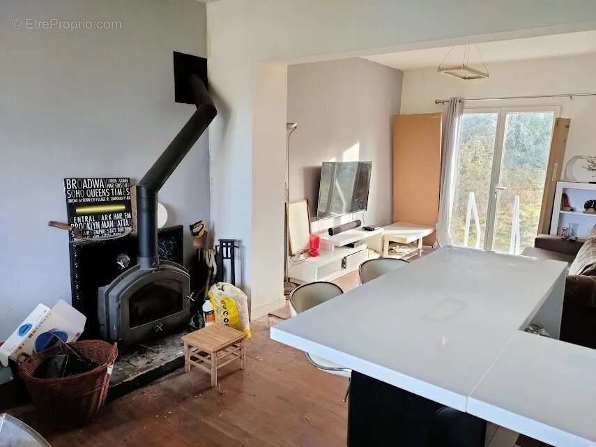 Maison à LA COQUILLE
