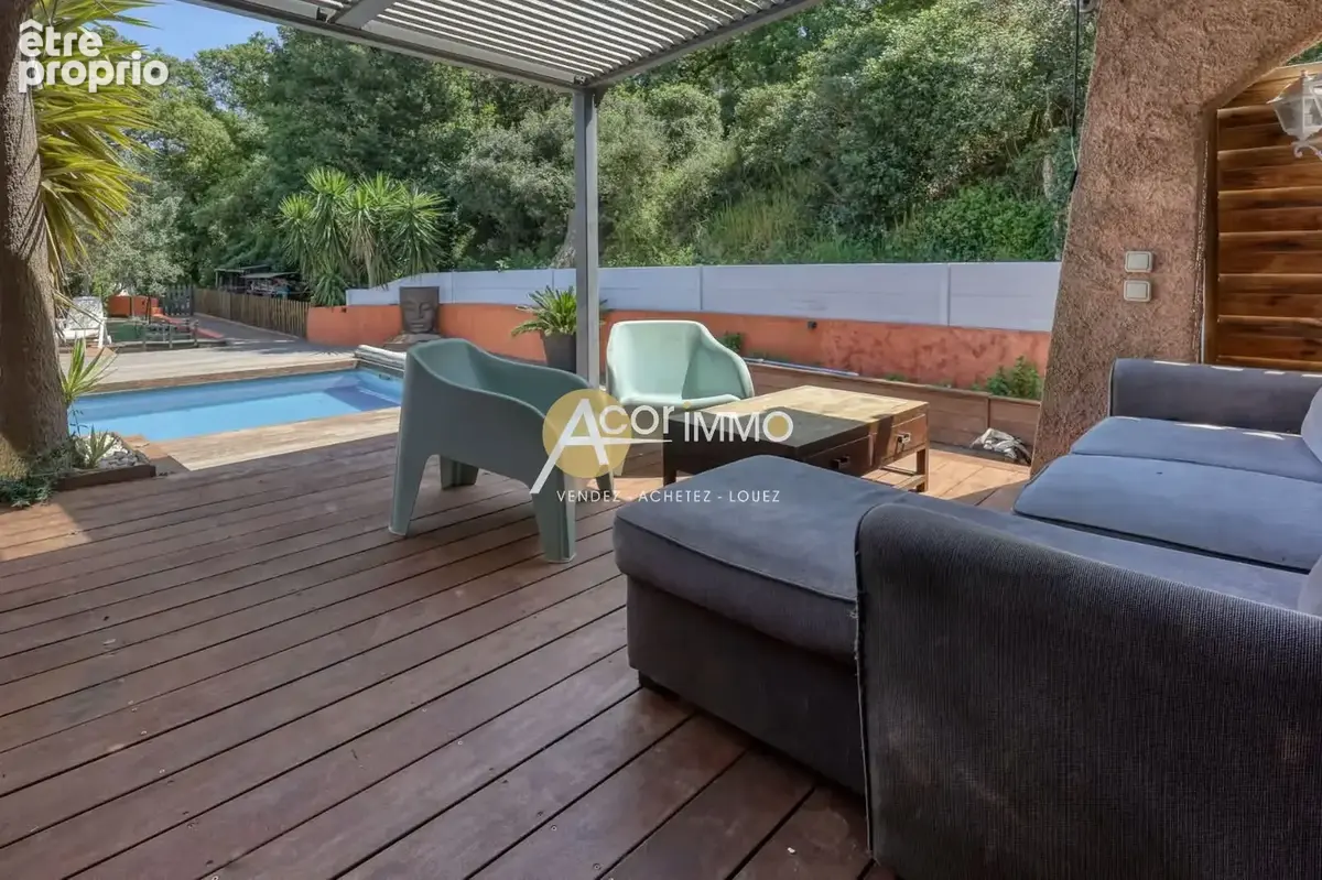 Villa de plain-pied • Studio indépendant • Piscine • 1 243 m2 de terrain - photo 4