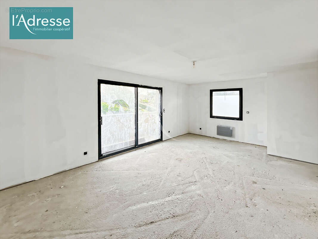 Maison à VAUX-SUR-SEINE