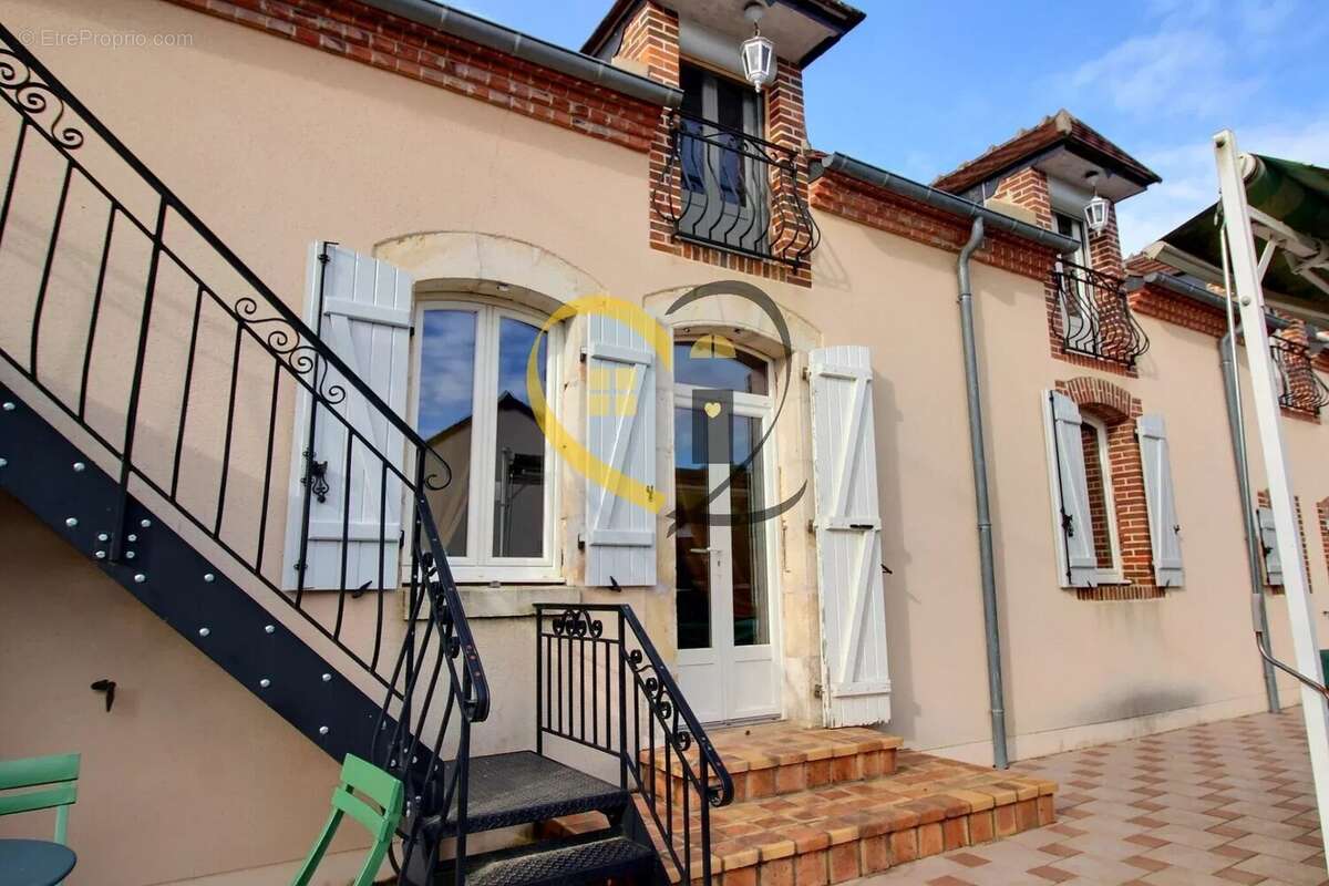 Maison à SAINT-PALAIS