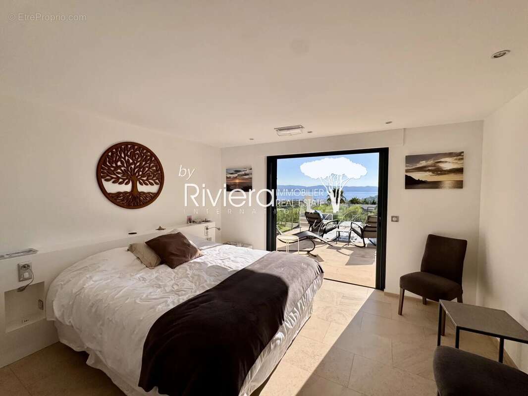 Propriété avec Piscine et Vue Mer ! - photo 23