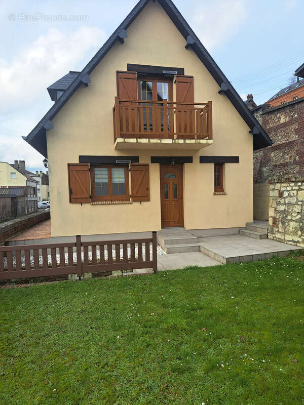 Maison à CAUDEBEC-EN-CAUX