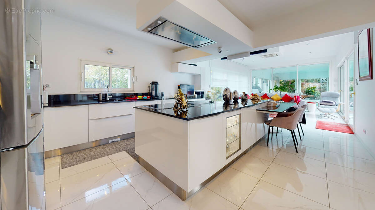 Maison à SEPTEMES-LES-VALLONS