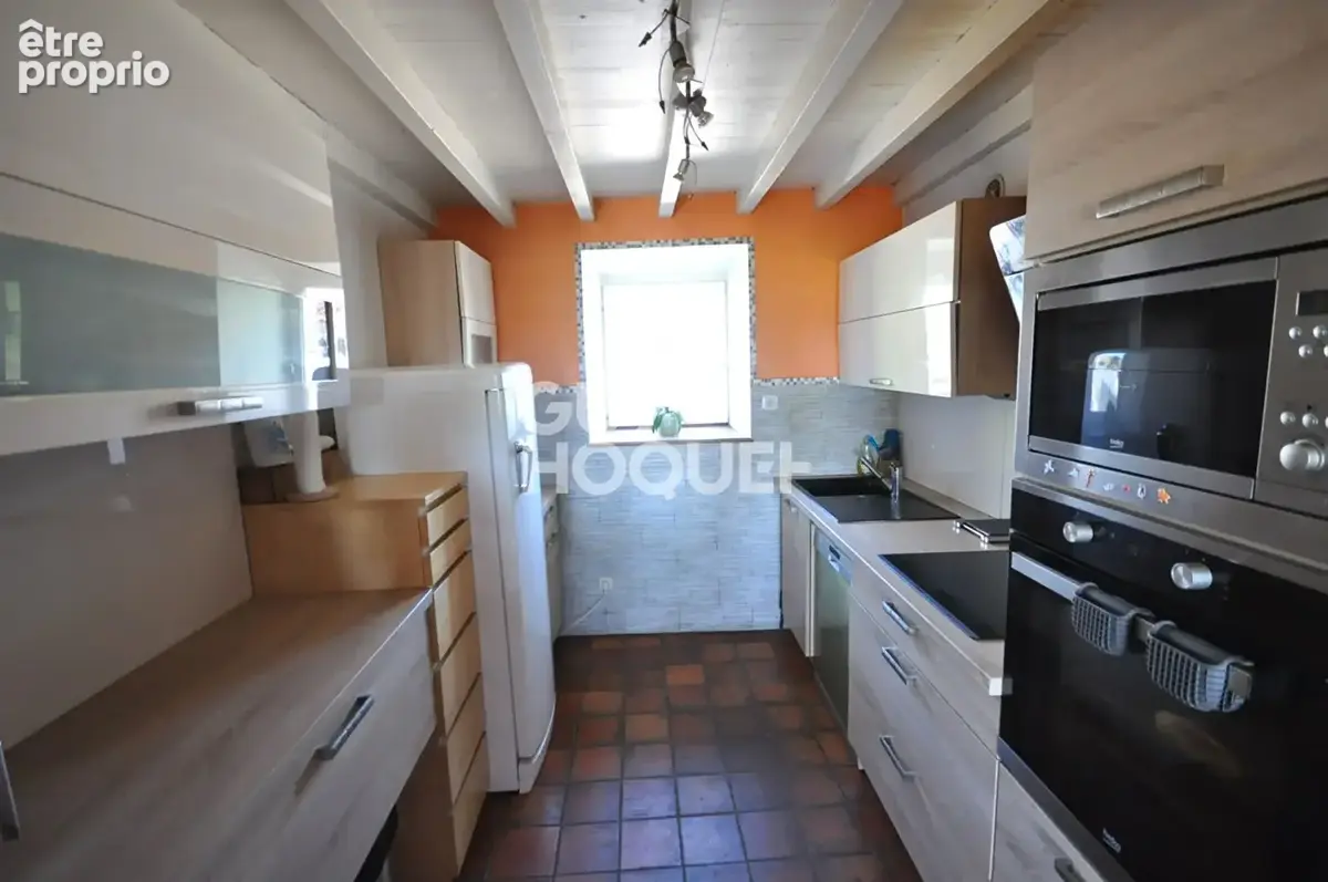 Maison à Meys de 136 m² - photo 3