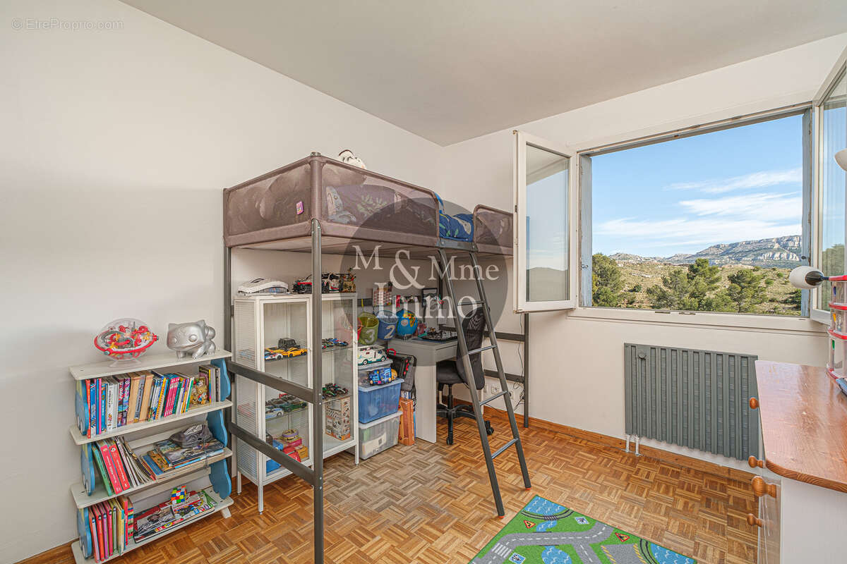 Appartement à MARSEILLE-9E