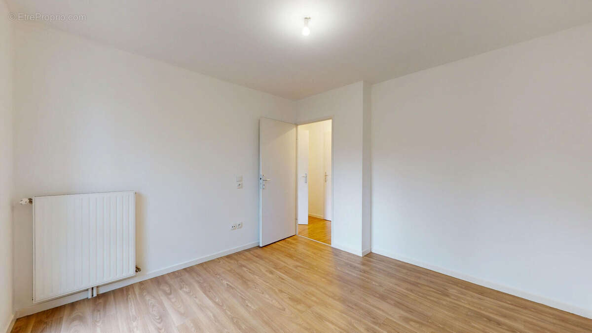 Appartement à FONTENAY-LE-FLEURY