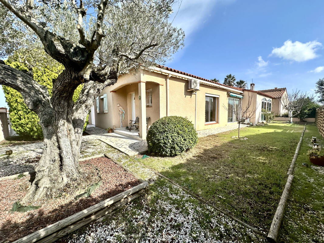 Maison à VILLENEUVE-DE-LA-RAHO