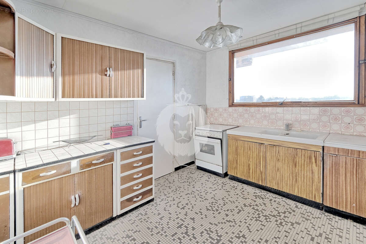 Appartement à SAINT-MAUR-DES-FOSSES