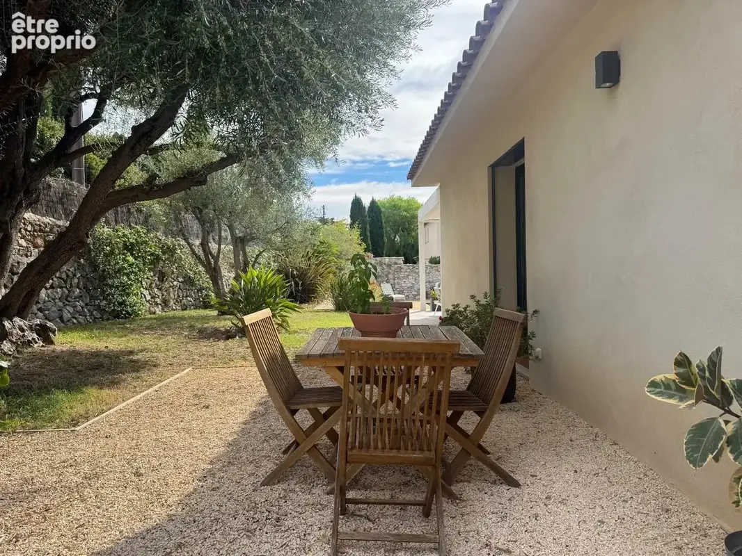 Maison 6 pièces 155 m² à vendre à Ollioules (83190) - photo 7