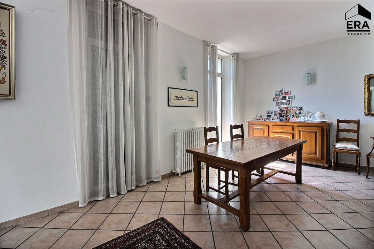Maison à MARSEILLE-10E