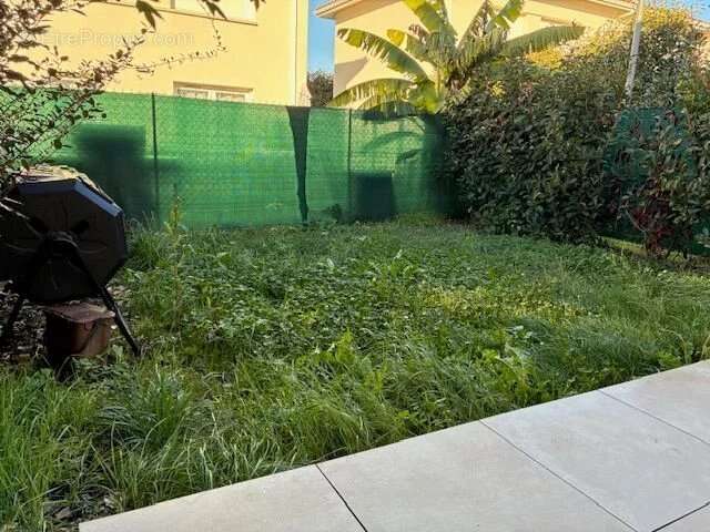 Maison à LA SALVETAT-SAINT-GILLES