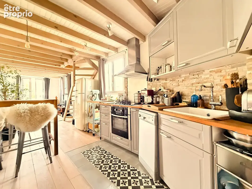 Exclusivité — comme une maison, à deux pas des quais de marne - photo 4