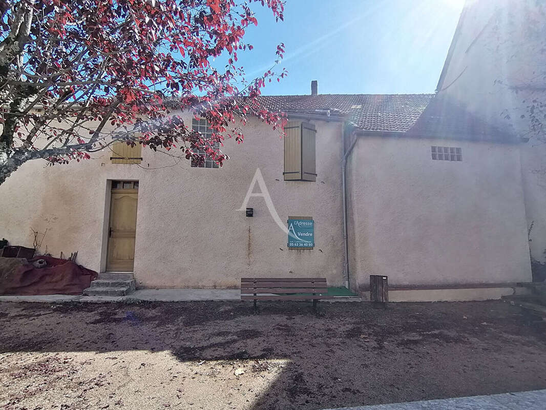 Maison à MIRANDOL-BOURGNOUNAC