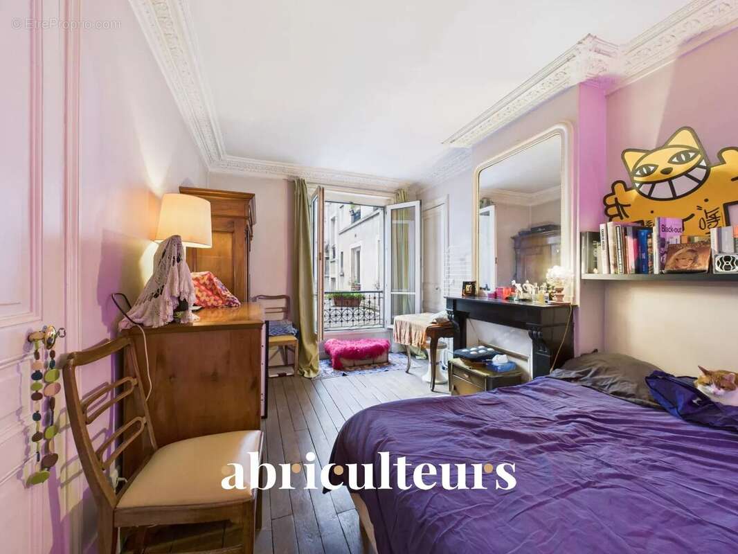 Appartement à PARIS-10E
