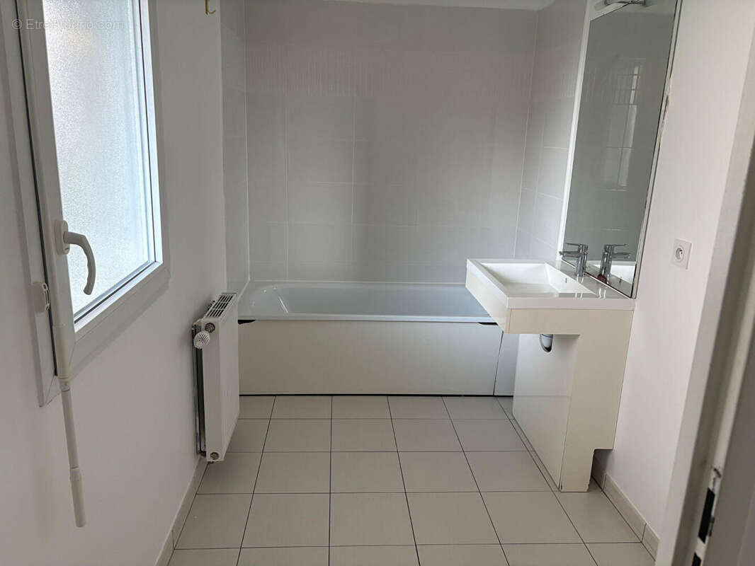Appartement à BONNIERES-SUR-SEINE