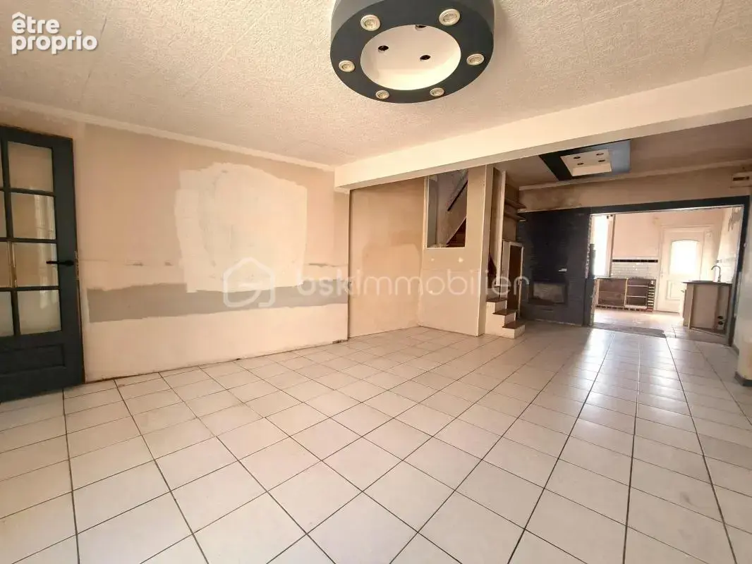 Maison avec jardin et acces voiture - photo 2