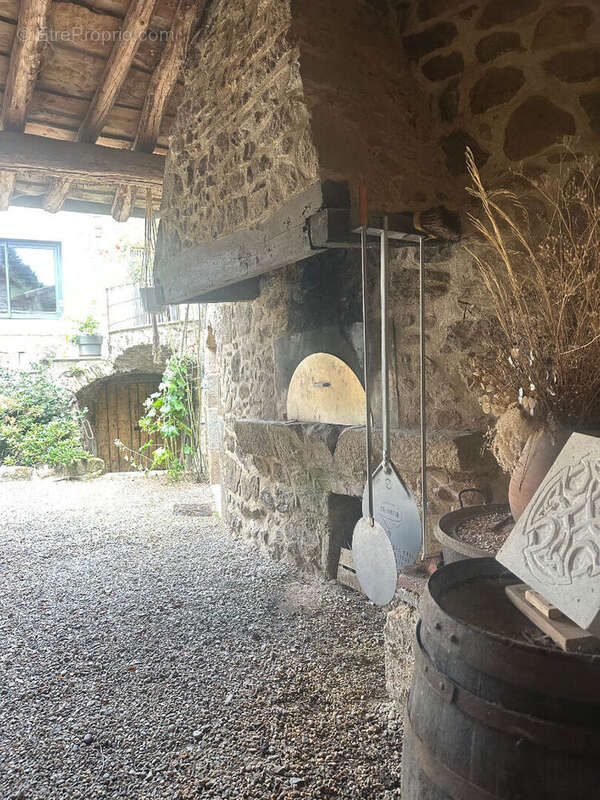 Maison à FELINES