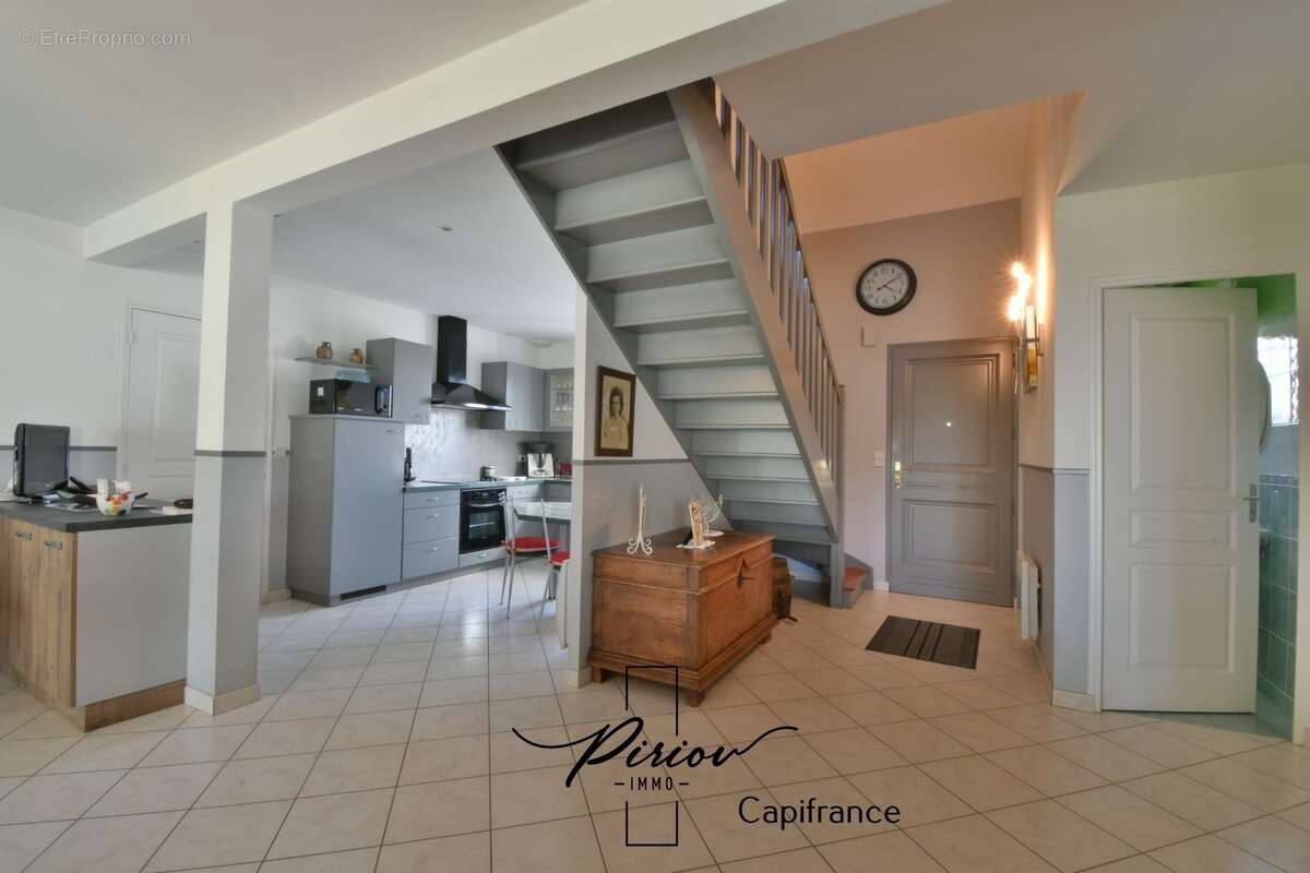 Pavillon 2000 - Plain Pied - 2 sdb - 134 m² - véranda - jardin clos - photo 18