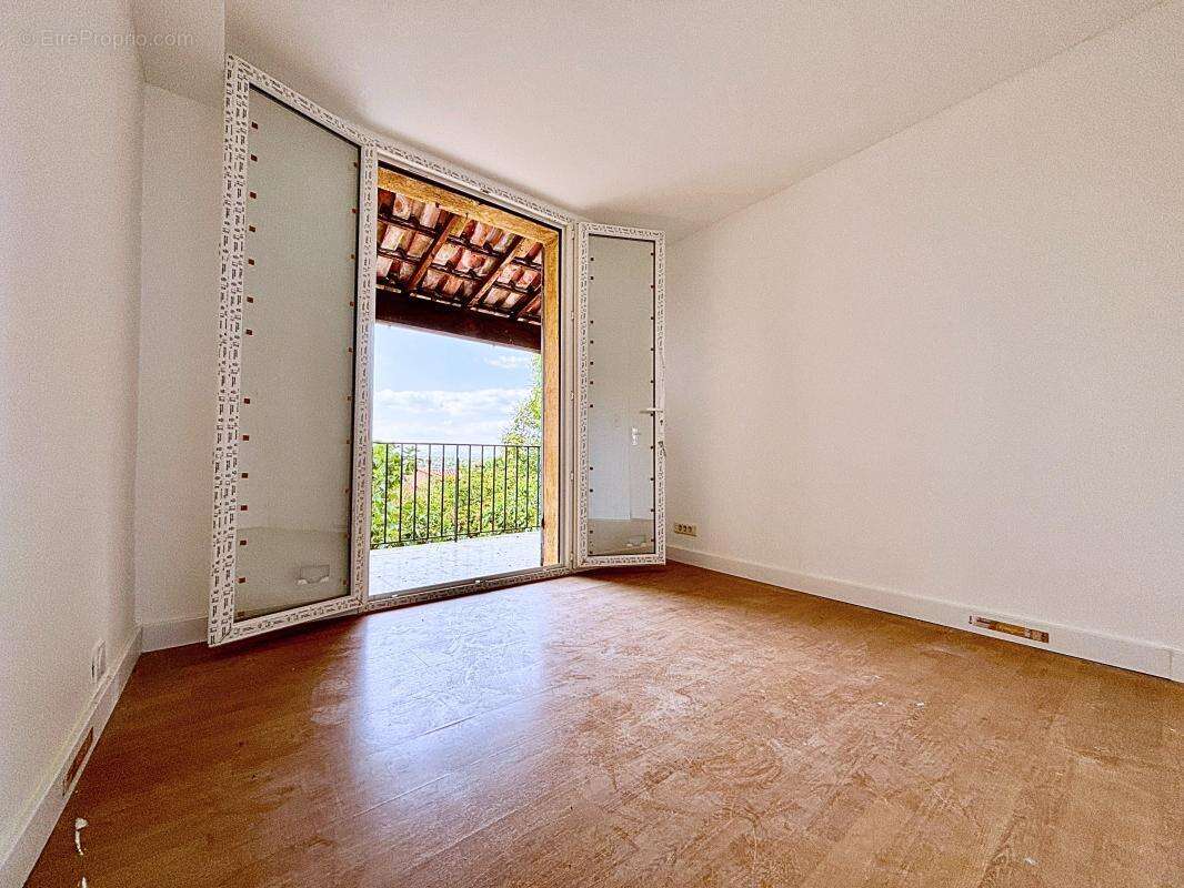 Maison 73 m² à Saint-Martin  - photo 6