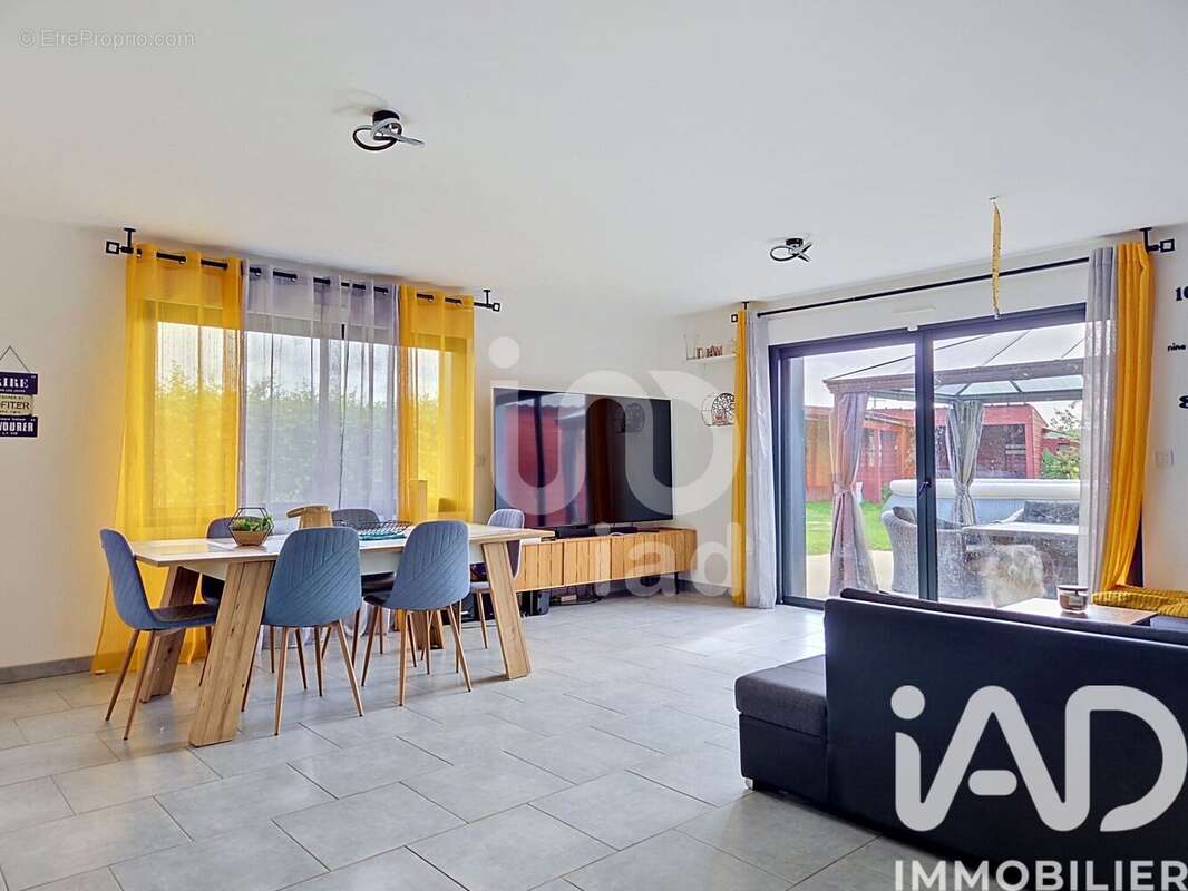 Photo 3 - Maison à SAINT-GEORGES-SUR-LA-PREE
