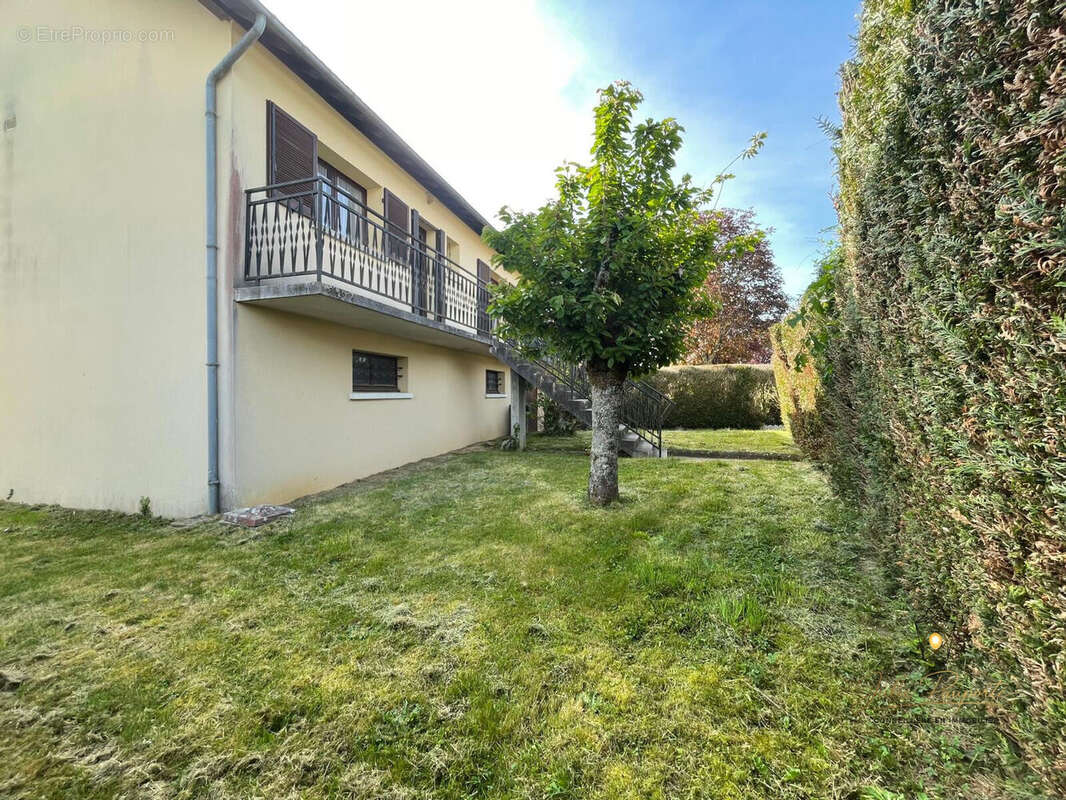 Maison à CHARNY