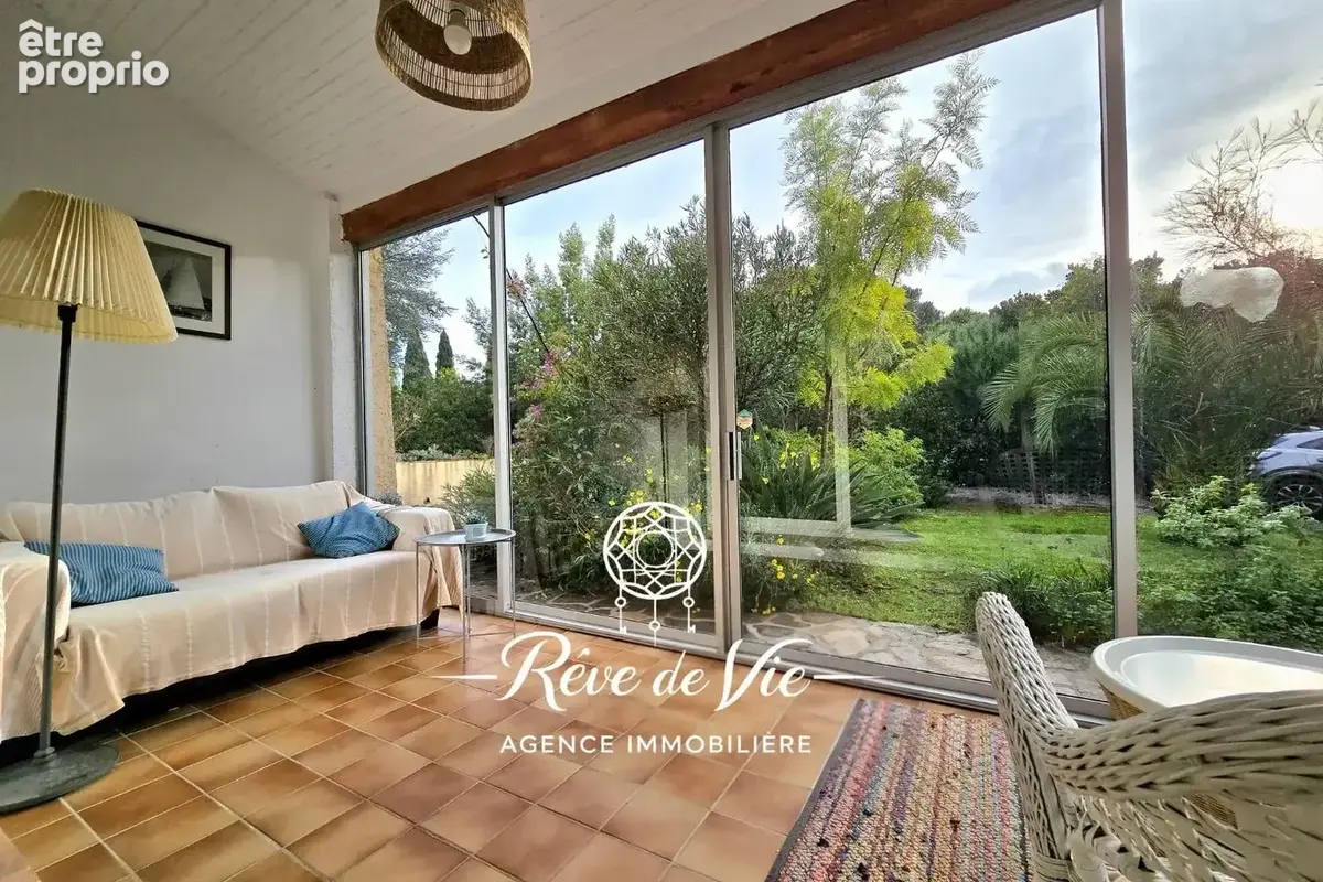 Maison 8 pièces sur 2 niveaux avec piscine - photo 3