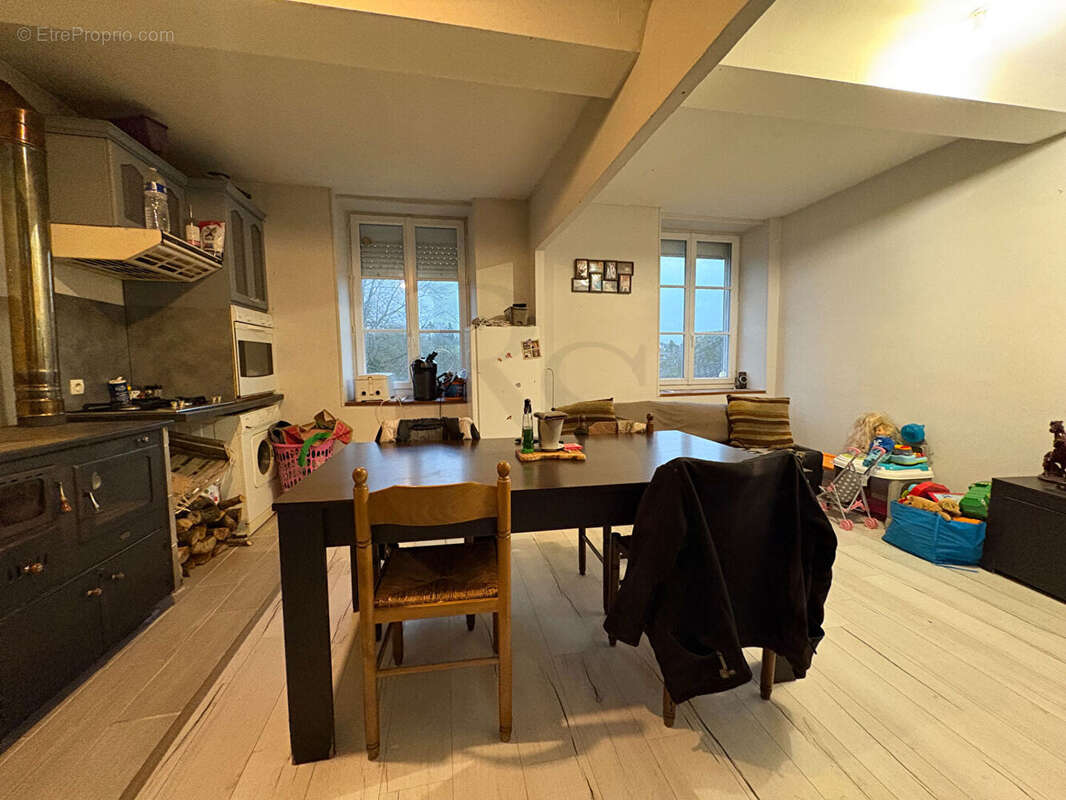 Maison à SAINTE-HONORINE-LA-CHARDONNE