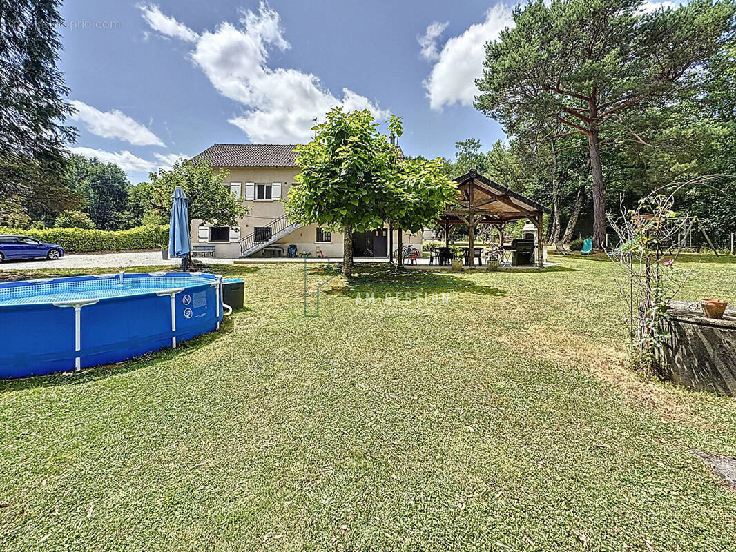 Maison à SAINT-PRIEST-TAURION