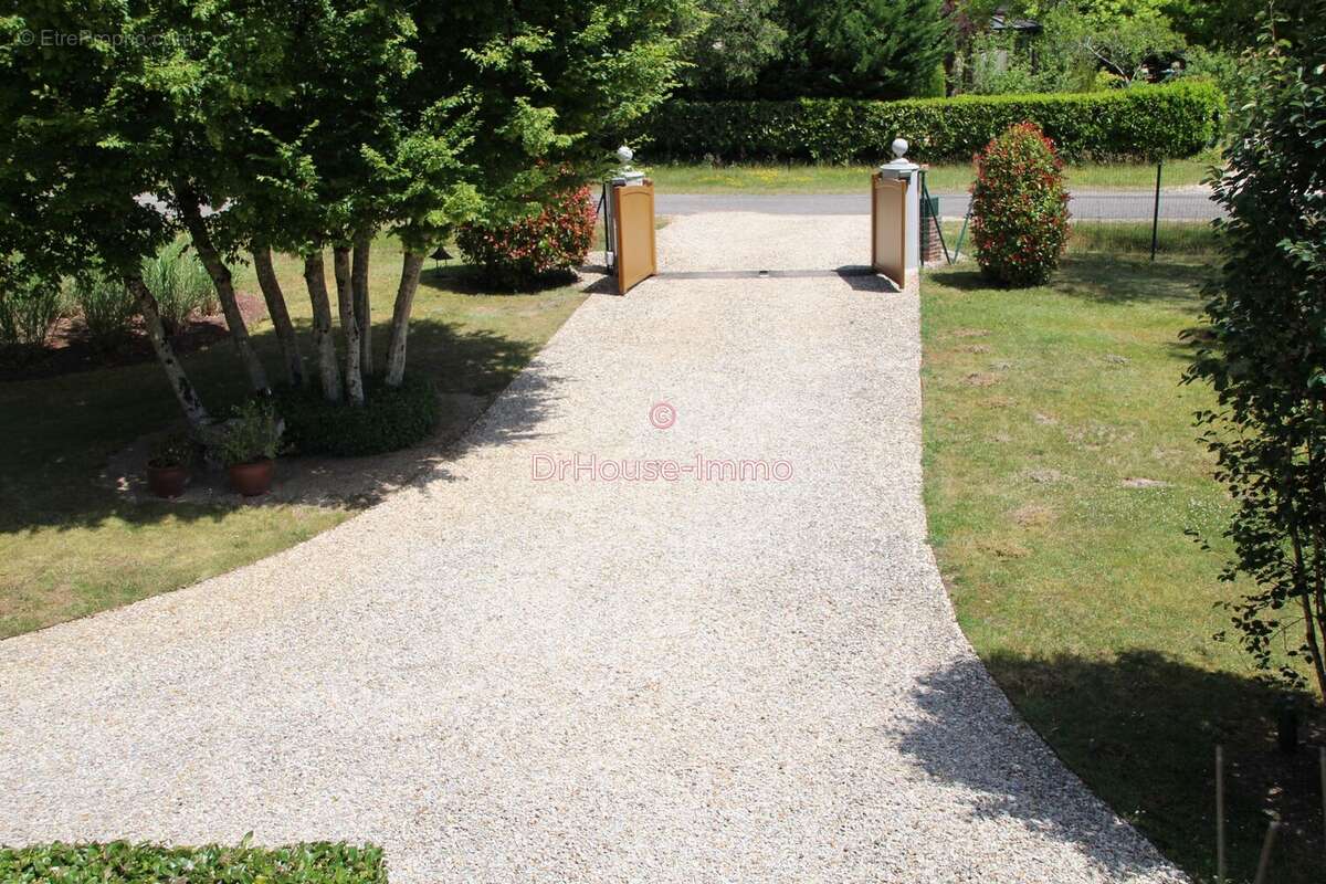 Maison 114 m² à Boismorand  - photo 5