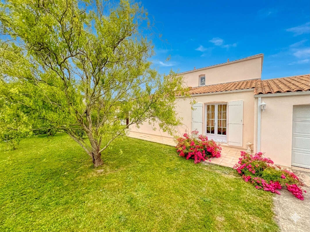 Maison 125 m² à Royan  - photo 4