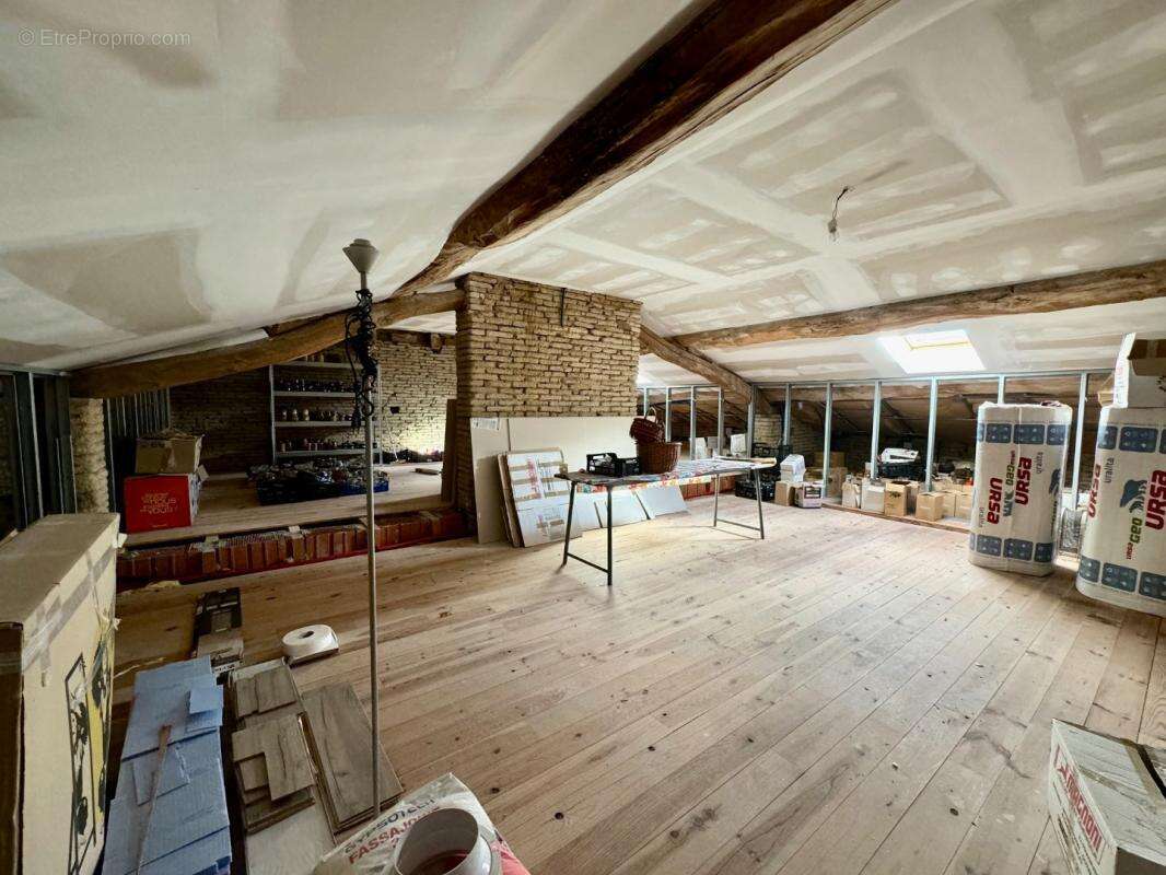 Maison à L'HONOR-DE-COS