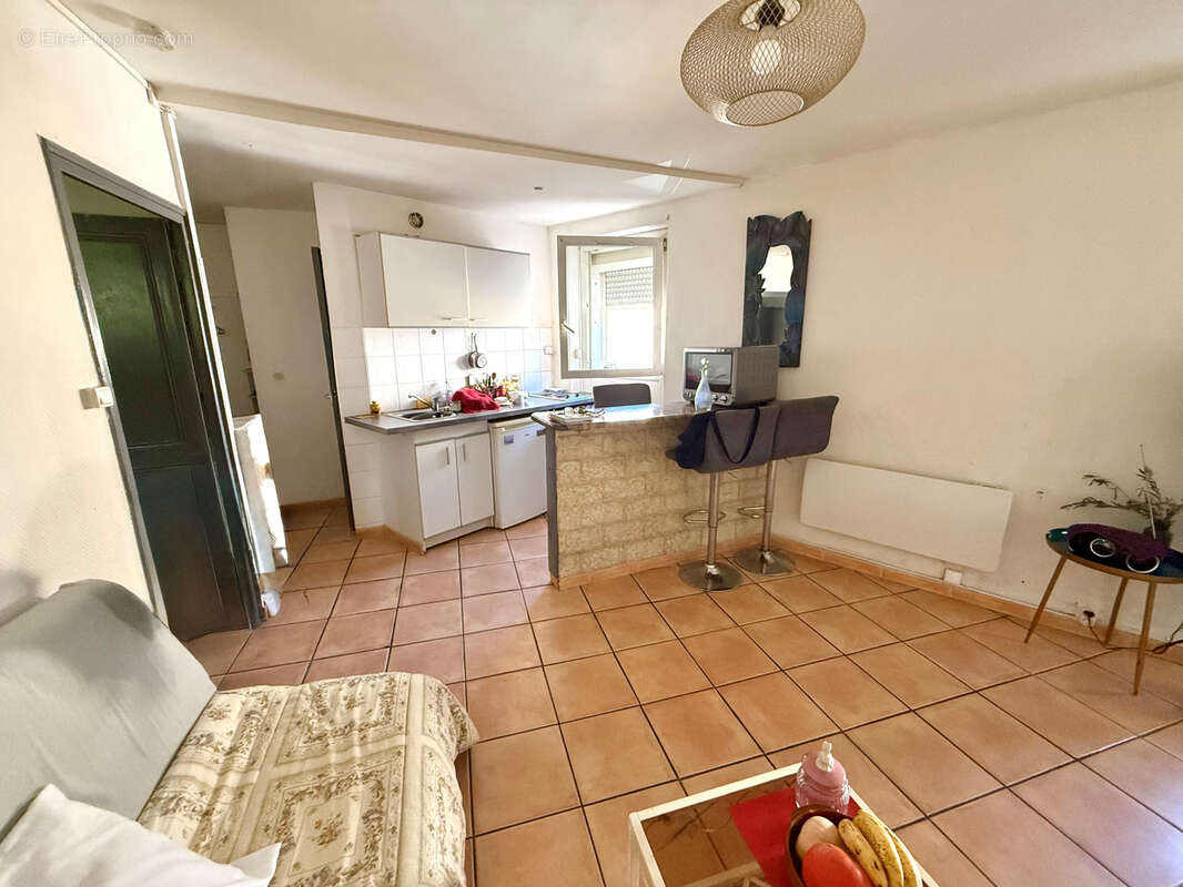Appartement à MARSEILLE-9E