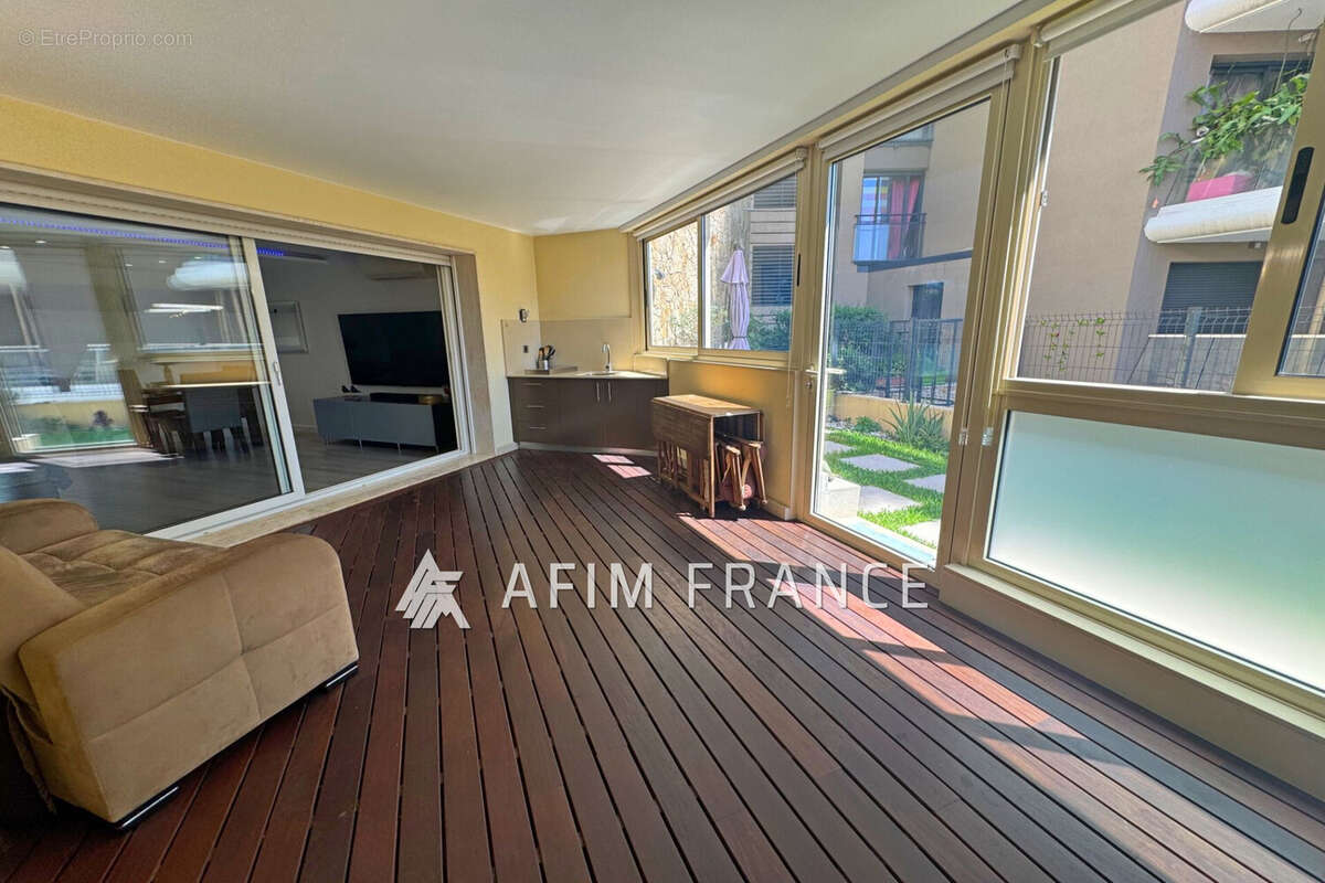 Appartement à BEAUSOLEIL