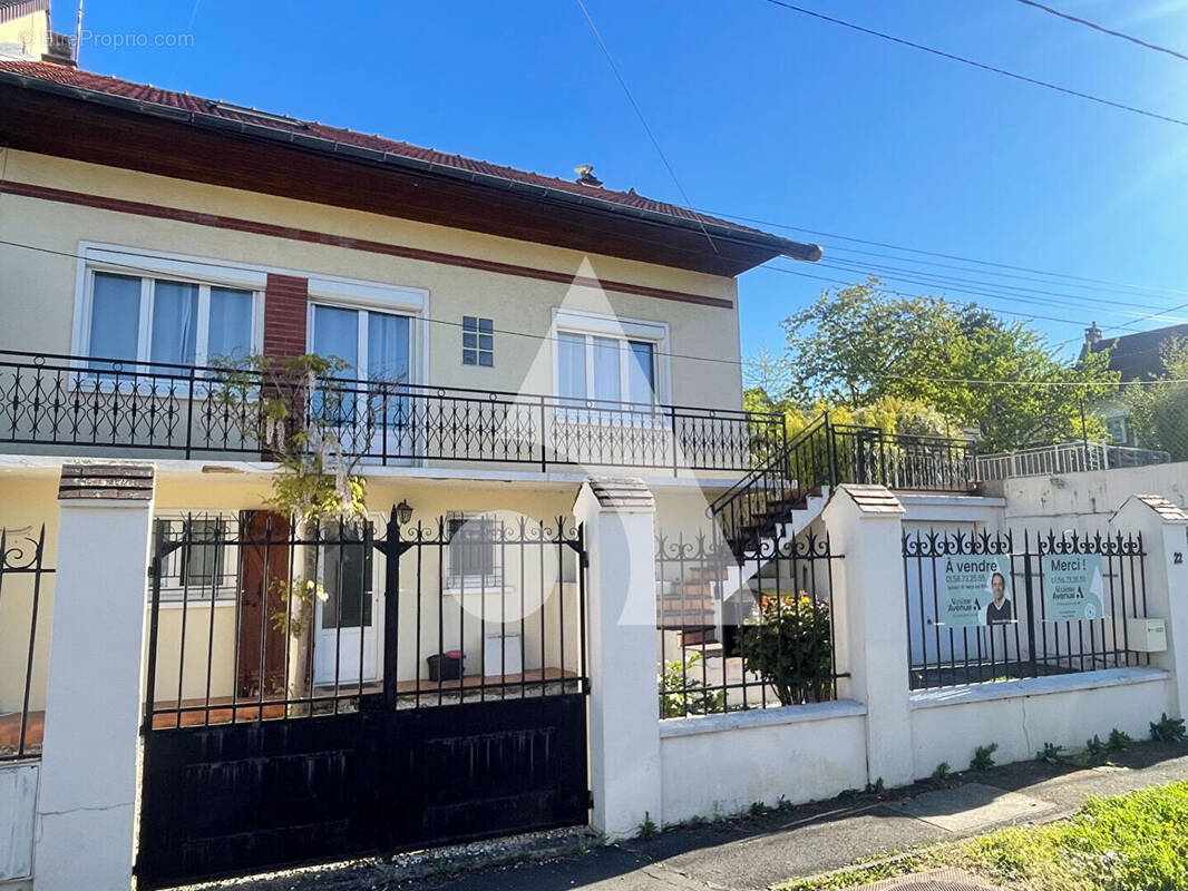 Maison à SUCY-EN-BRIE