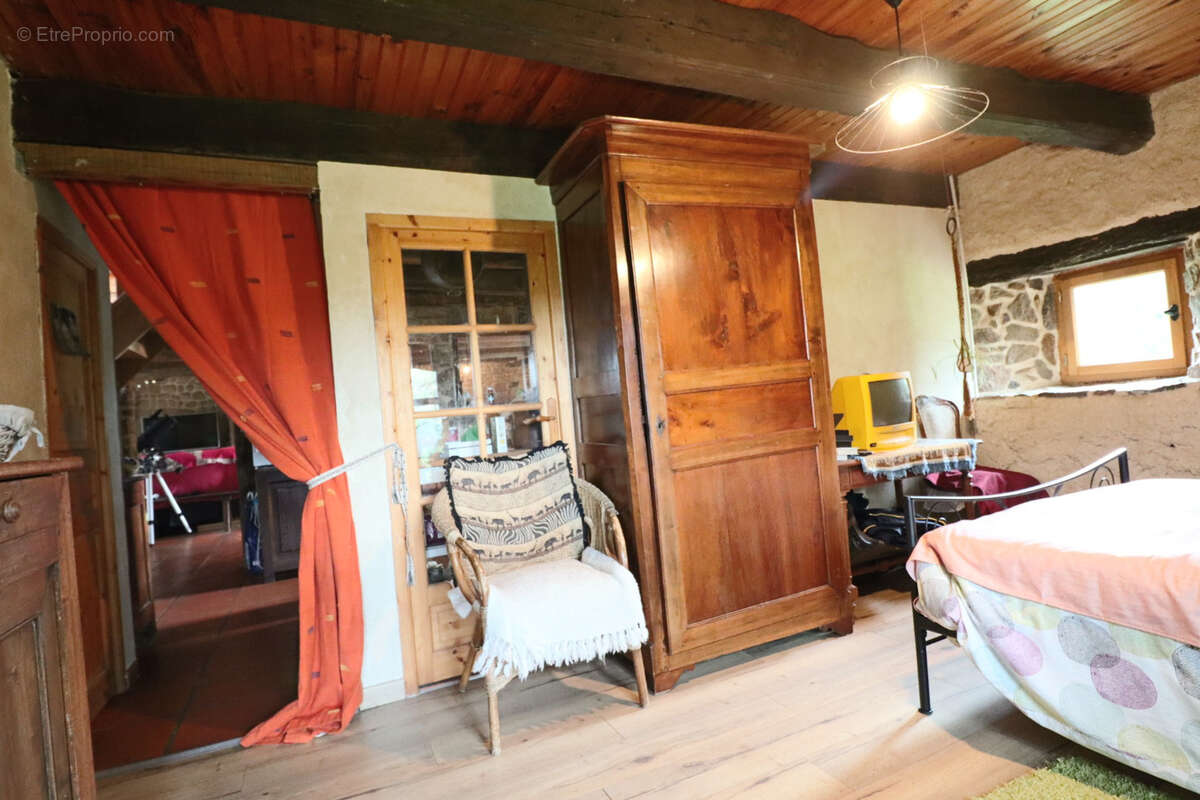 Maison à LARODDE