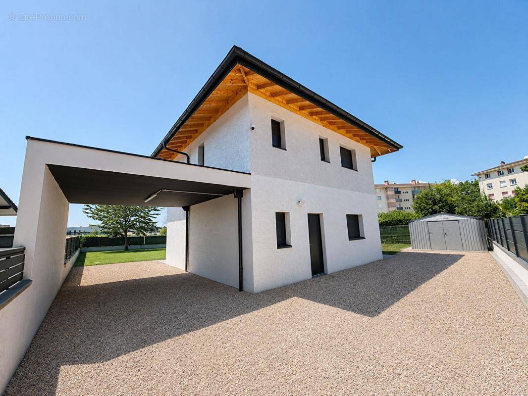 Maison à PUBLIER