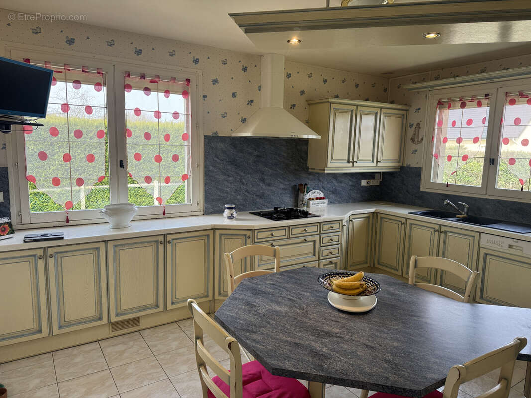 Maison à CORNEVILLE-SUR-RISLE