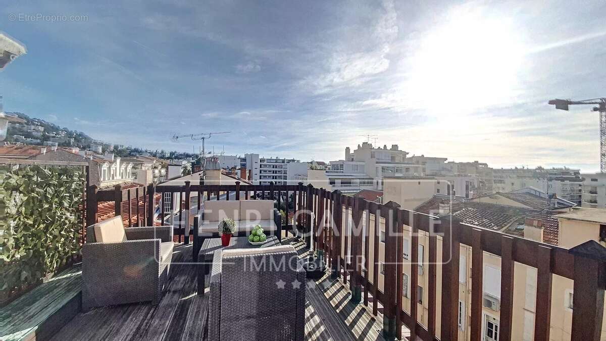 Appartement à CANNES