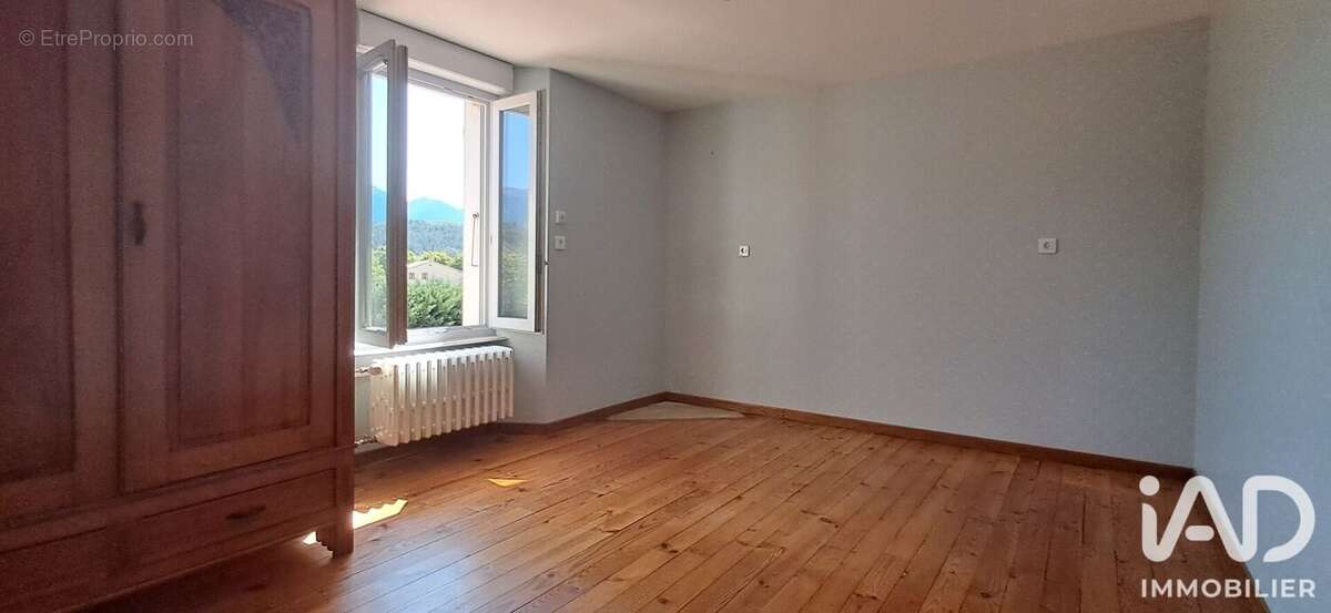 Maison 140 m² à Recoubeau-Jansac  - photo 9