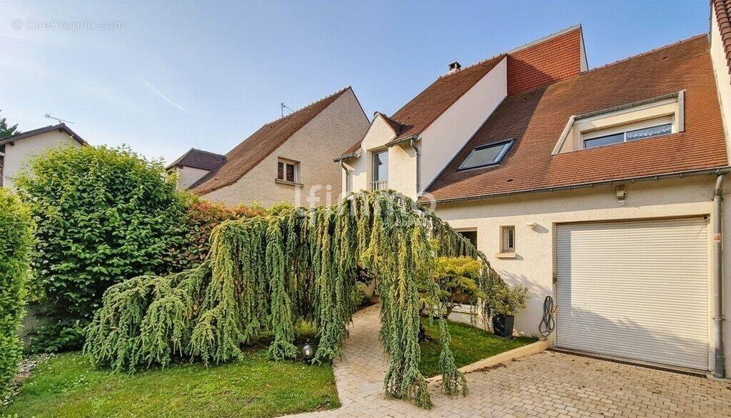 Maison à VILLEPARISIS