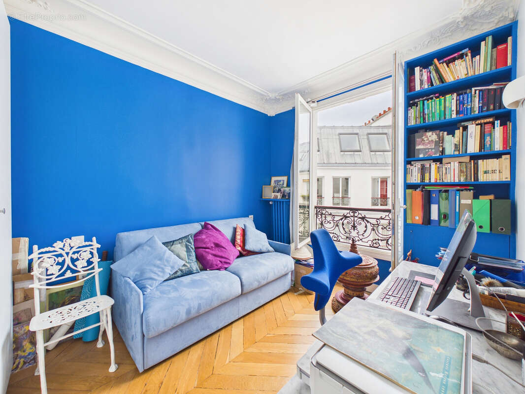 Appartement à PARIS-10E