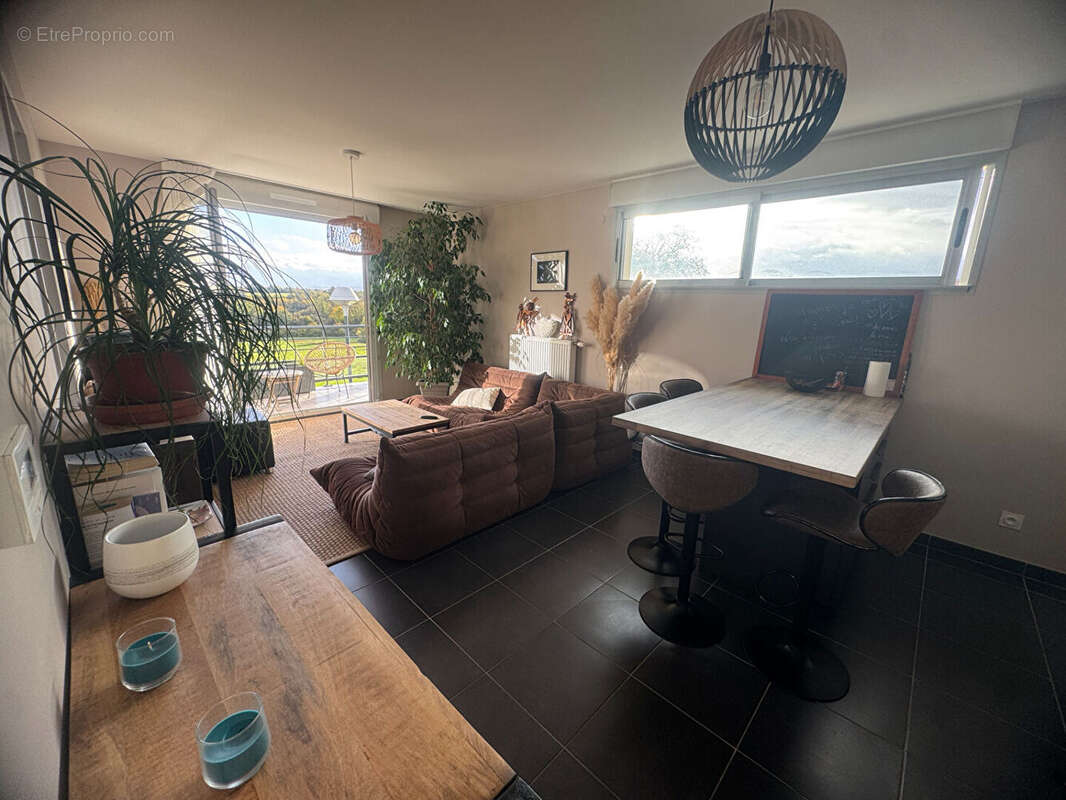 Appartement à CRAPONNE